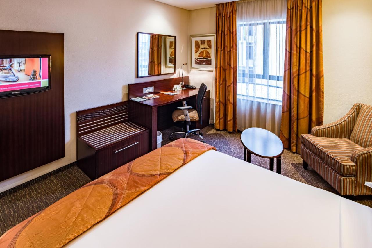 City Lodge Hotel Hatfield, Pretoria-Noord Dış mekan fotoğraf